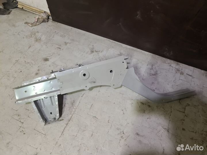 Лонжерон передний левый LADA Largus