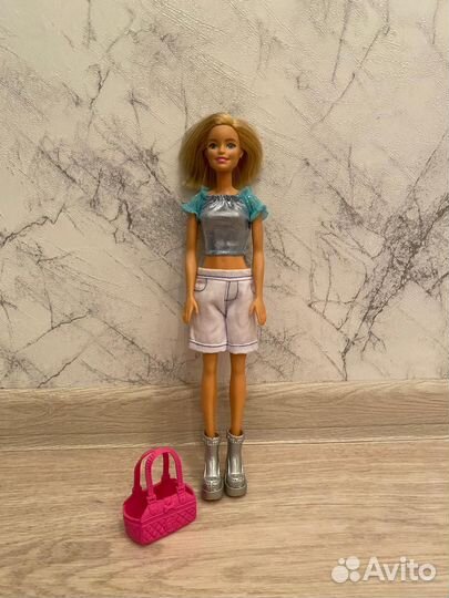 Кукла барби