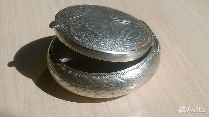 Антикварная серебряная таблетница 916 проба изо