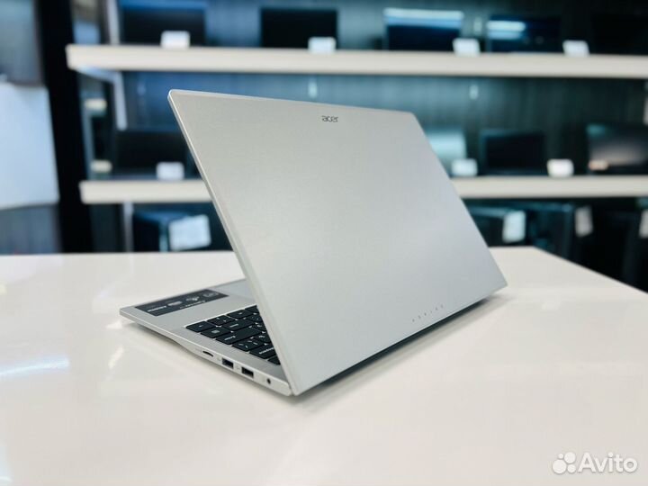 Ультрабук Acer 14