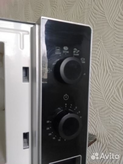 Микроволновая печь hotpoint