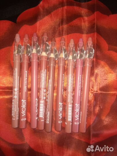 Карандаш для губ