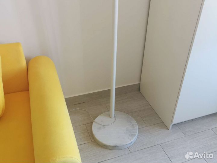 Торшер напольный