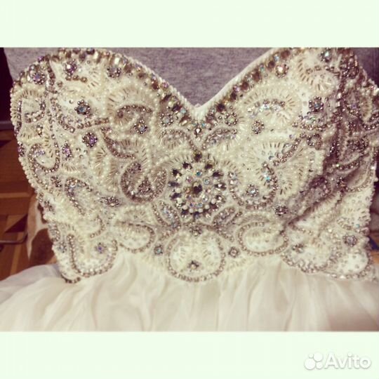 Вечернее платье