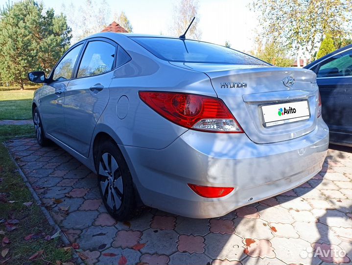 Hyundai Solaris 1.4 МТ, 2011, 250 000 км