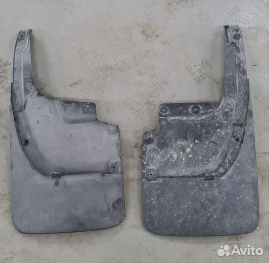 Запчасти на тойота LC 200