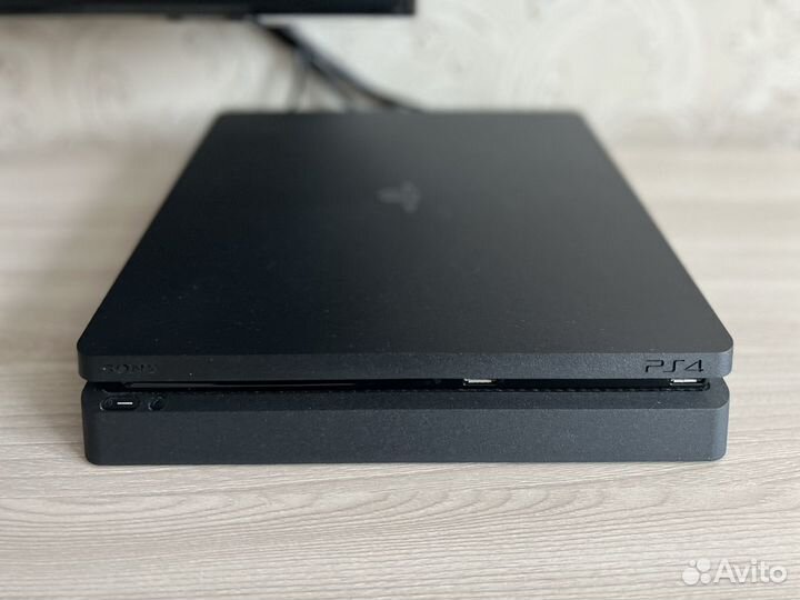 Игровая приставка Sony Playstation 4 1tb