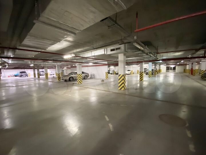 Машиноместо, 16 м²