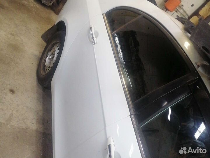 Дверь задняя правая Geely Emgrand 7