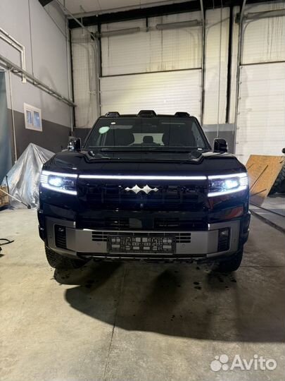 BYD Yangwang U8 2.0 AT, 2024, 10 км