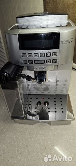 Кофемашина delonghi