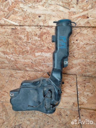 Бачок омывателя Mercedes C-Class W 204 OM 646 2007