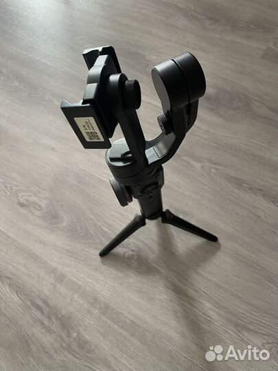 Стабилизатор zhiyun smooth 4