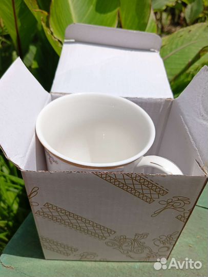 Чайные чашки фарфоровые. Объем -350 мл