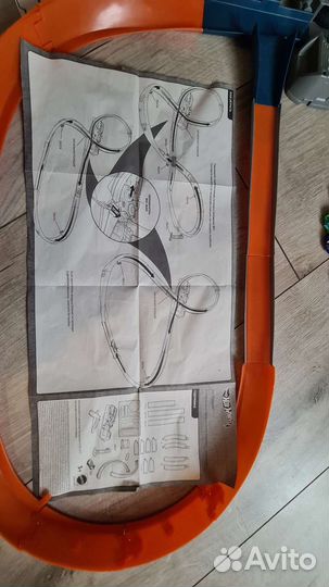 Игровой трек Hot Wheels Figure 8 way + 6 машинок