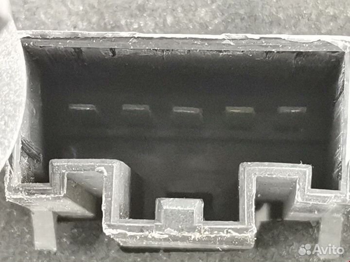 Фонарь задний правый Ford Fiesta 5 2003 1251792