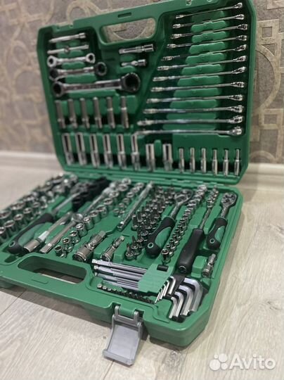 Набор инструментов 151 предмет, заводской