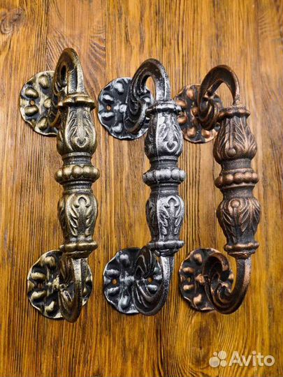 Дверные ручки