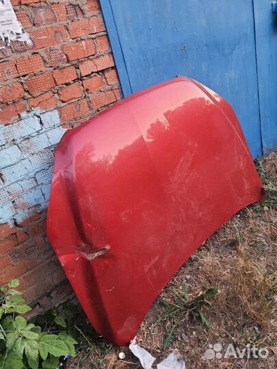 Капот на toyota rav4 30