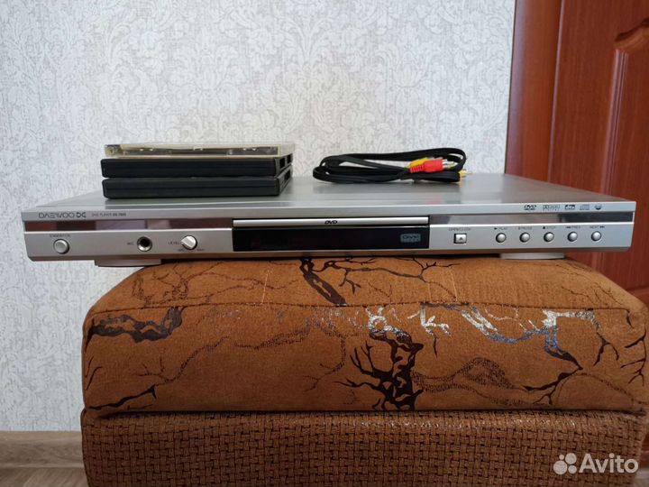 Медиапроигрыватель Daewoo DV-700S