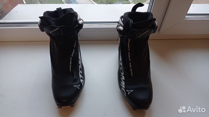 Лыжные ботинки Atomik