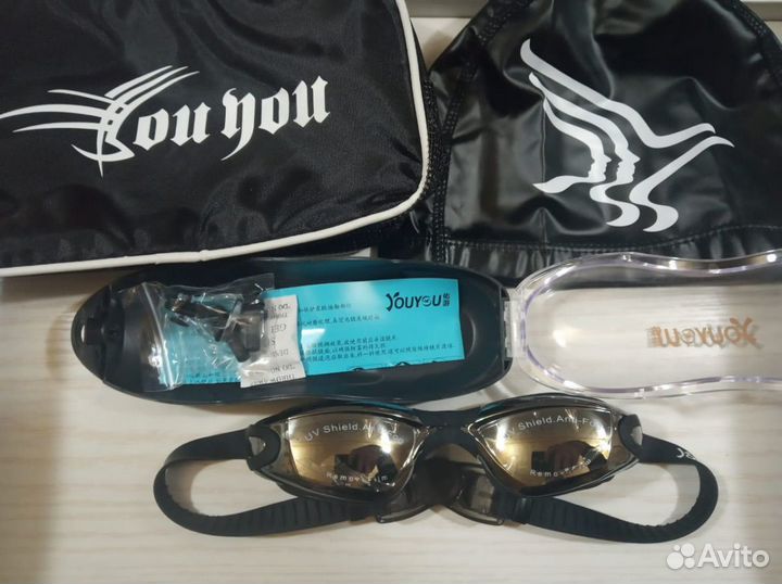 Очки для плавания (с противоударным стеклом)