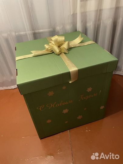 Коробка подарочная большая 60х60 см