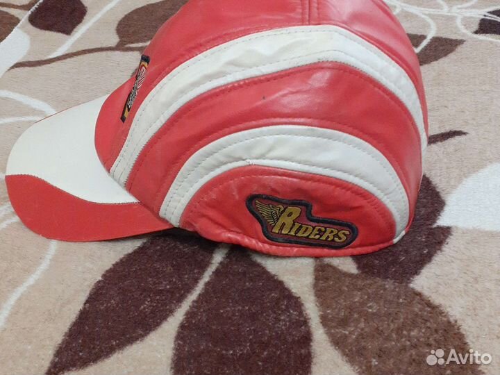 Кожаная байкерская кепка размер 57-58