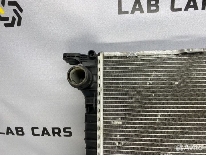 Радиатор охлаждения двигателя Audi A5 8T cala 3.2