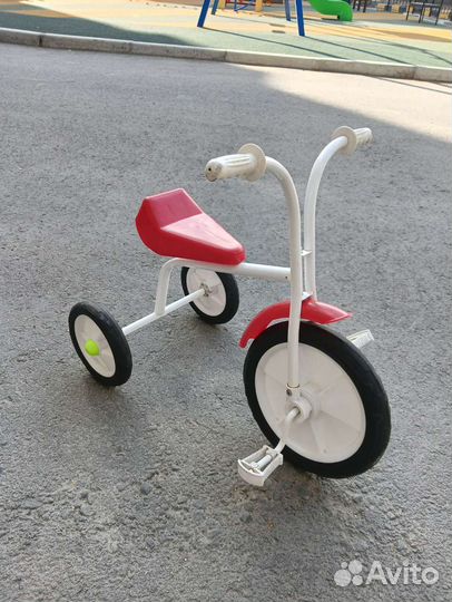 Детский трехколесный велосипед бу