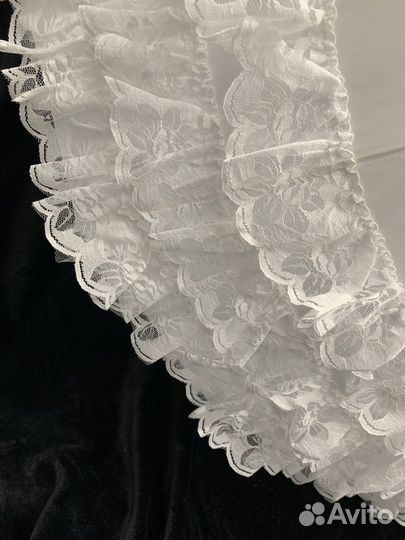 Зонт белый с кружевом