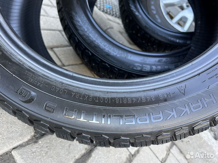 Nokian Tyres Hakkapeliitta 9 245/45 R18 100T