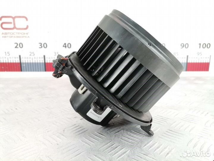 Моторчик печки для mercedes-benz C-Class (W203)