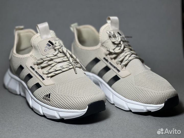 Кроссовки Adidas