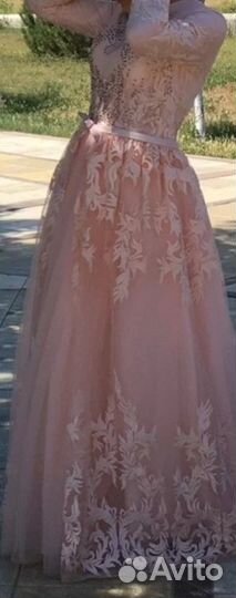 Вечернее платье