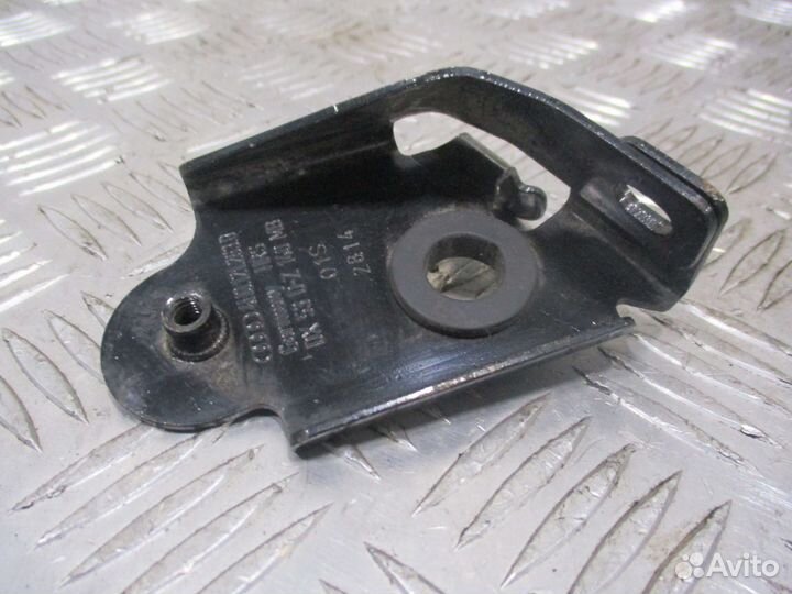 Кронштейн расширительного бачка VAG 4Н0121263В