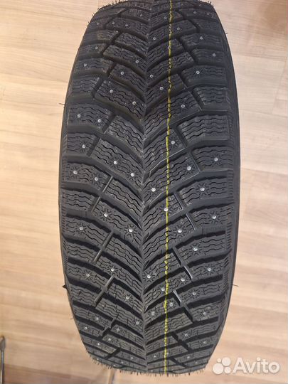 Michelin X-Ice North 4 215/65 R17 103T
