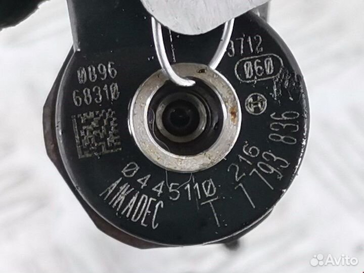 Форсунка BMW 1 E81/E82/E87/E88 2006 13537793836