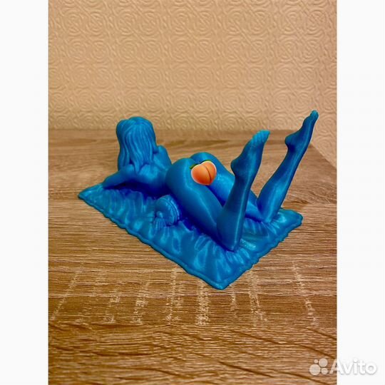 Сувенирная подставка для телефона