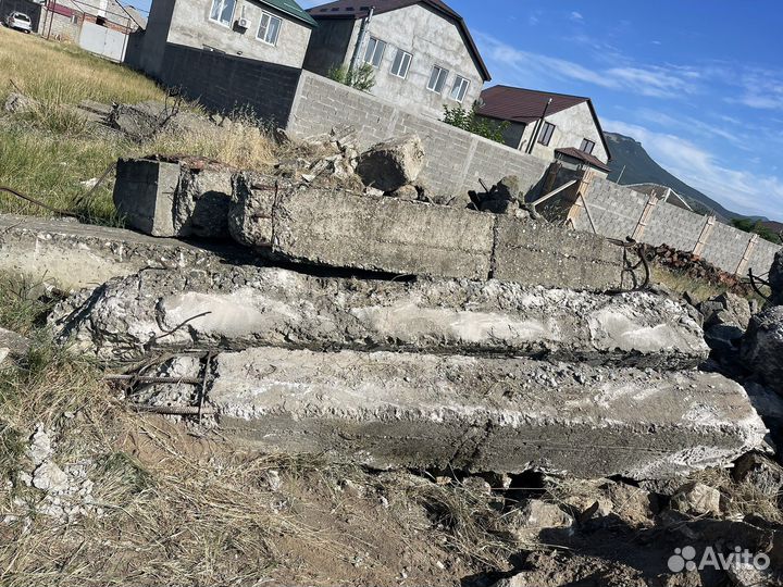 Армированные бетонные блоки