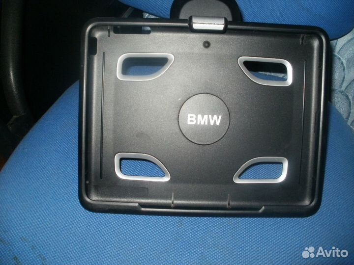 Держатель BMW для 9,7-дюймовых Apple iPad 2/3/4