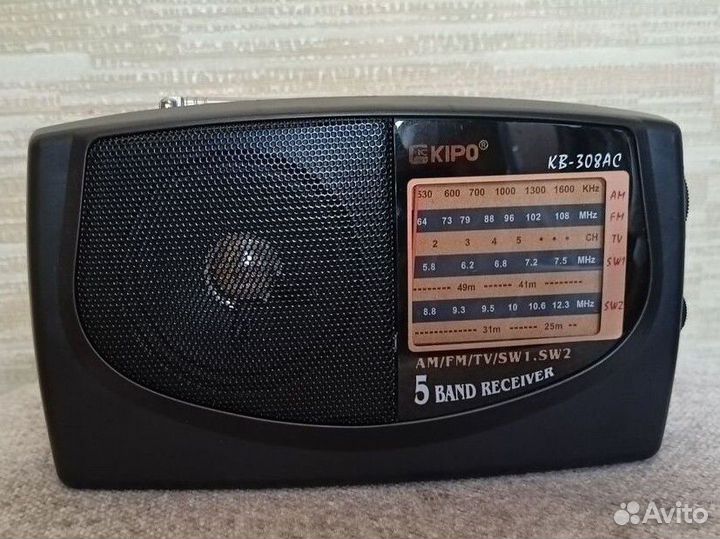 Радиоприемник новый