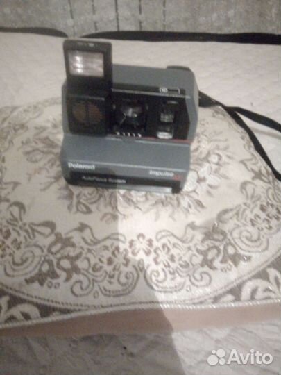 Плёночный фотоаппарат Полароид