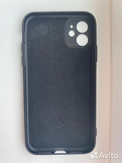 Чехол на iPhone 11