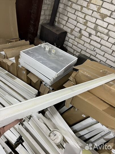 Светильник потолочные и линейные рабочие