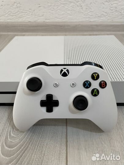 Xbox One S 1000 gb