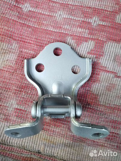 Петля двери Шевроле Лачетти