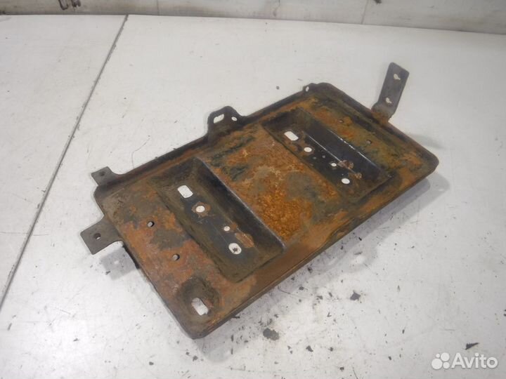 Крепление акб Hyundai Starex