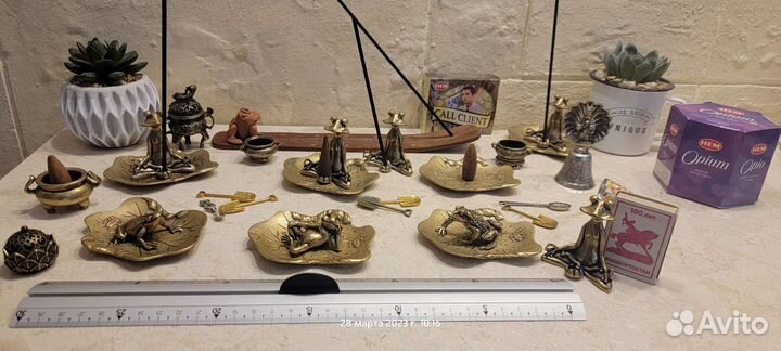 Фигурка лягушка для интерьера латунь бронза медь