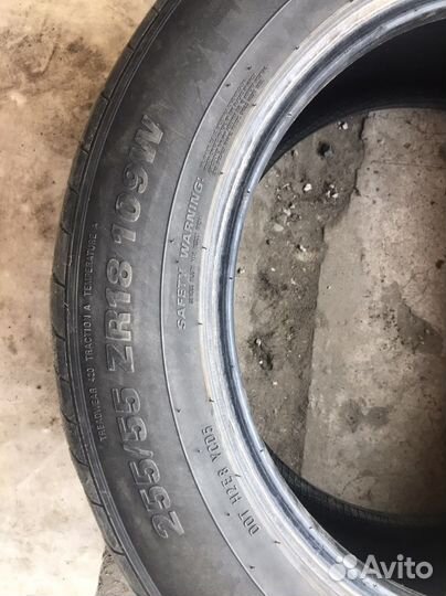 Kumho 722 255/55 R18
